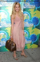 Ashley Tisdale : ashley_tisdale_1174077231.jpg