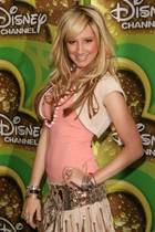 Ashley Tisdale : ashley_tisdale_1175902592.jpg