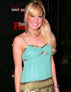 Ashley Tisdale : ashley_tisdale_1177452008.jpg