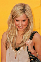 Ashley Tisdale : ashley_tisdale_1177515114.jpg