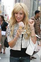 Ashley Tisdale : ashley_tisdale_1204639408.jpg