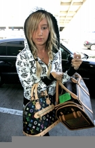 Ashley Tisdale : ashley_tisdale_1207072425.jpg