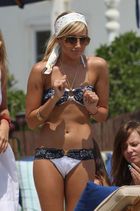 Ashley Tisdale : ashley_tisdale_1223231813.jpg