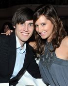 Ashley Tisdale : ashley_tisdale_1228506562.jpg