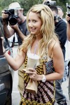 Ashley Tisdale : ashley_tisdale_1229447719.jpg