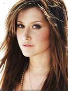 Ashley Tisdale : ashley_tisdale_1240503084.jpg