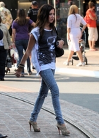 Ashley Tisdale : ashley_tisdale_1251880872.jpg