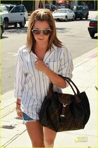 Ashley Tisdale : ashley_tisdale_1254472816.jpg