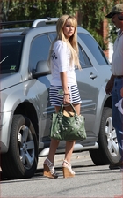 Ashley Tisdale : ashley_tisdale_1254473318.jpg