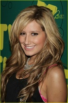 Ashley Tisdale : ashley_tisdale_1255843720.jpg