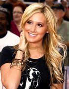 Ashley Tisdale : ashley_tisdale_1262413183.jpg