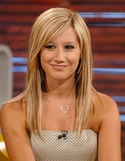 Ashley Tisdale : ashley_tisdale_1262734442.jpg