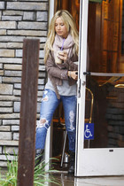 Ashley Tisdale : ashley_tisdale_1263685841.jpg