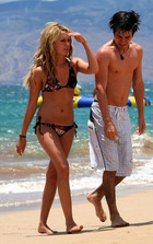 Ashley Tisdale : ashley_tisdale_1267601045.jpg