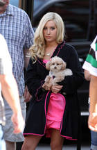 Ashley Tisdale : ashley_tisdale_1276183800.jpg