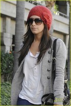 Ashley Tisdale : ashley_tisdale_1289584422.jpg