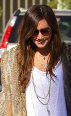 Ashley Tisdale : ashley_tisdale_1291050564.jpg