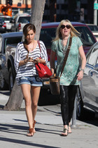 Ashley Tisdale : ashley_tisdale_1301762815.jpg