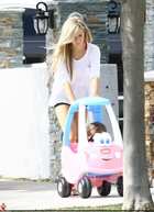 Ashley Tisdale : ashley_tisdale_1310781386.jpg