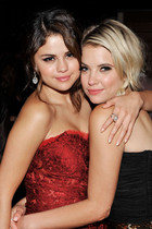 Ashley Benson : TI4U1397144228.jpg