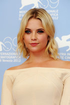 Ashley Benson : ashley-benson-1372007994.jpg