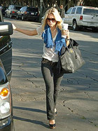 Ashley Olsen : ashleyolsen_1217374610.jpg