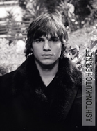 Ashton Kutcher : BW025.jpg