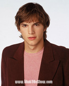 Ashton Kutcher : TI4U_u1135449467.jpg