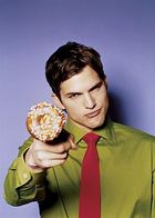 Ashton Kutcher : TI4U_u1138767181.jpg