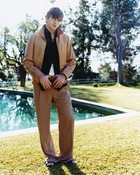 Ashton Kutcher : ashton-kutcher-1380577883.jpg