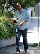 Ashton Kutcher : ashton-kutcher-1380578018.jpg