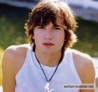 Ashton Kutcher : ashton_kutcher_1172081626.jpg