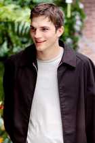 Ashton Kutcher : ashton_kutcher_1172428798.jpg