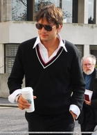 Ashton Kutcher : ashton_kutcher_1211129692.jpg