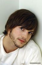 Ashton Kutcher : ashton_kutcher_1214101814.jpg