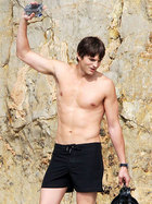 Ashton Kutcher : ashton_kutcher_1293833138.jpg