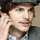 Ashton Kutcher : bee.jpg