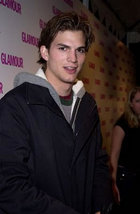 Ashton Kutcher : k23jpg.jpg