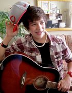 Austin Mahone : austin-mahone-1330178515.jpg