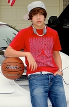 Austin Mahone : austin-mahone-1334171278.jpg