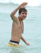 Austin Mahone : austin-mahone-1342451695.jpg