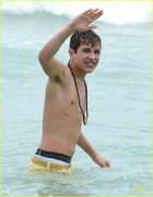 Austin Mahone : austin-mahone-1351892275.jpg