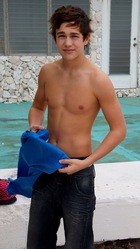 Austin Mahone : austin-mahone-1384216894.jpg