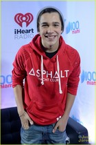 Austin Mahone : austin-mahone-1387827309.jpg