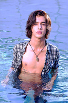 Avan Jogia : avan-jogia-1335204578.jpg