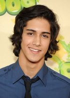 Avan Jogia : avanjogia_1268927842.jpg