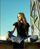 Avril Lavigne : TI4U_u1141676895.jpg