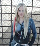Avril Lavigne : avril-lavigne-1319918424.jpg