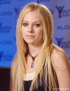 Avril Lavigne : avril-lavigne-1319918429.jpg