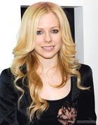 Avril Lavigne : avril-lavigne-1319918433.jpg